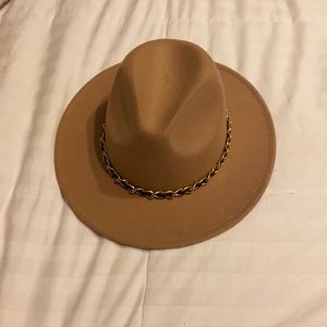 Woman’s Brown Fashion Hat